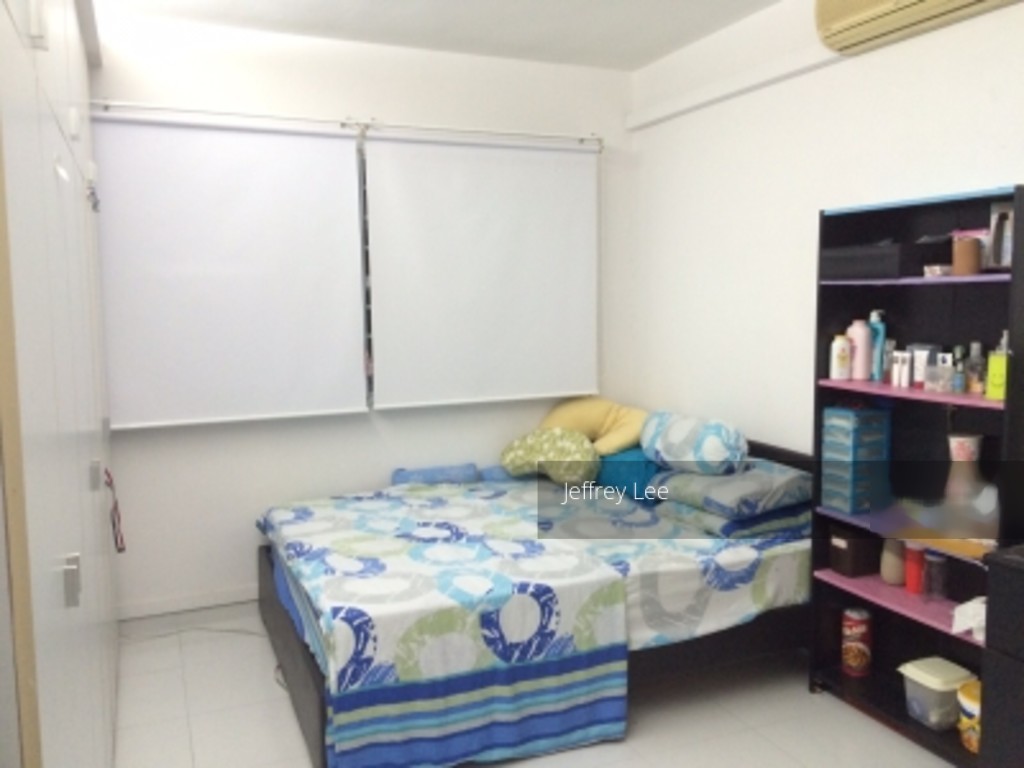 Blk 243 Simei Street 5 (Tampines), HDB 5 Rooms #183137842